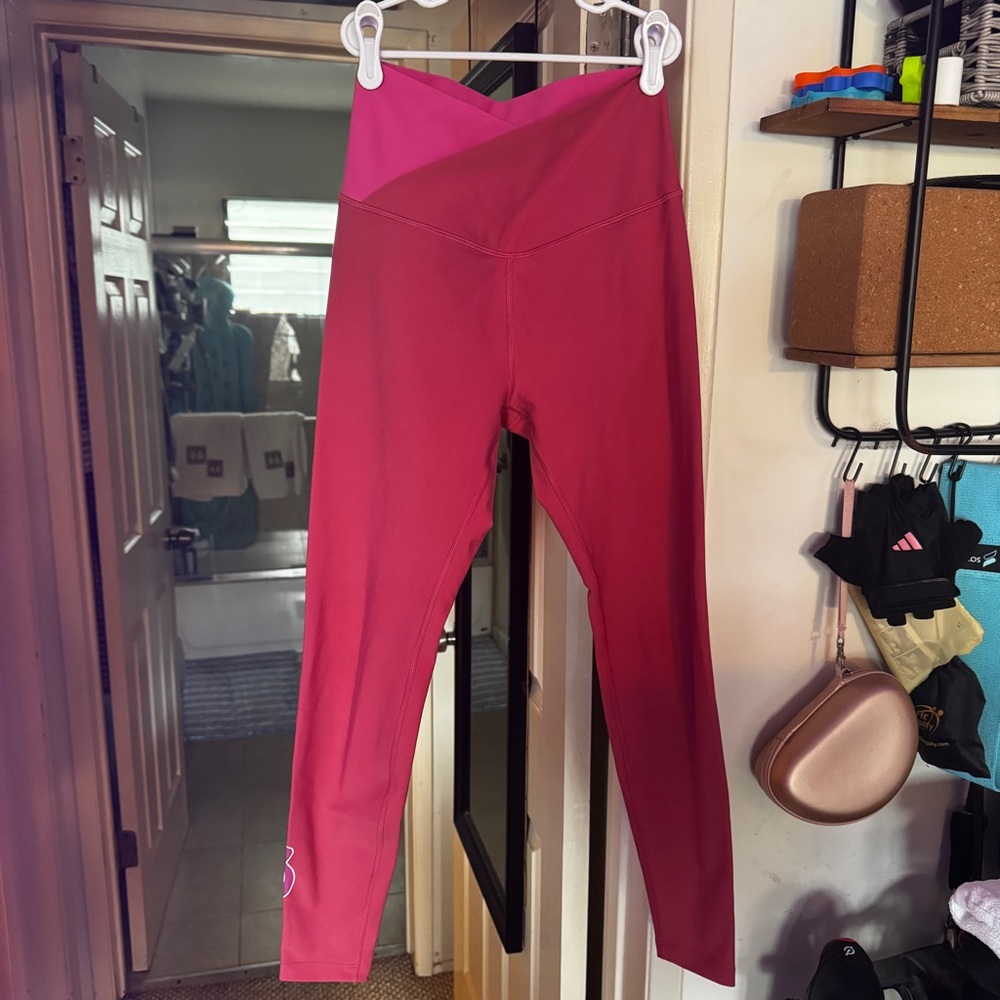Peloton Women’s Small Pink Cross Front High Rise Leggings.